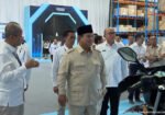 Didampingi Para Menteri Kabinet, Presiden Prabowo Tinjau Kesiapan Motor Listrik Buatan Anak Bangsa
