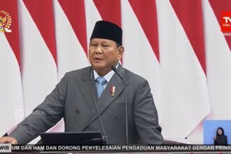 Presiden Prabowo Ungkap Menteri Masuk RS hingga Operasi karena Kelelahan