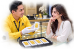 Harga emas Antam Selasa 11 Agustus 2026 naik Rp20.000 menjadi Rp2.710.000 per gram, sedangkan harga buyback mencapai Rp2.546.000 per gram.