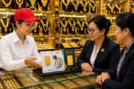 Harga emas Pegadaian pada Kamis, 13 Agustus 2026, naik untuk tiga jenama, dengan Antam mencapai Rp2.808.000 per gram.