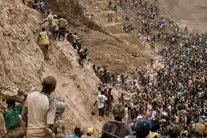 Longsor di tambang emas Zamboye, Republik Afrika Tengah, menewaskan lebih dari 100 orang dan memicu pencarian korban yang masih tertimbun.
