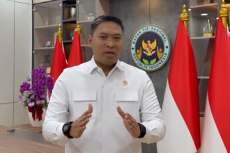 Kepala BGN Sudaryono mengingatkan siswa agar mengonsumsi makanan MBG sesuai ketentuan dan tidak membawanya pulang.