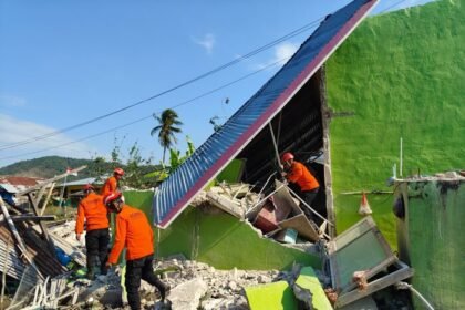 BNPB memperbarui data korban gempa NTT M 7 menjadi 68 orang meninggal dan 213 luka-luka hingga Senin, 17 Agustus 2026.