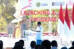 Menteri ESDM Bahlil Lahadalia menyebut 12,6 GW listrik Indonesia masih menggunakan solar sehingga pemerintah mempercepat program PLTS 100 GWp untuk menekan konsumsi BBM.