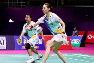 Rehan Naufal Kusharjanto/Gloria Emanuelle Widjaja melaju ke babak 32 besar Kejuaraan Dunia BWF 2026 setelah mengalahkan wakil Malaysia.