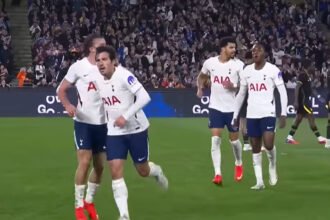 Roberto De Zerbi menghadapi persaingan ketat dalam menentukan komposisi utama Tottenham Hotspur pada musim 2026/27.