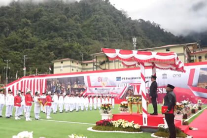 Peringatan HUT ke-81 RI di PT Freeport Indonesia menjadi momentum Tony Wenas mengenang korban tragedi GBC dan memperkuat budaya keselamatan kerja.