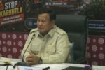 Presiden Prabowo Subianto memimpin rapat penanganan karhutla Sumatera di Palembang, Sumatera Selatan, Senin (24/8/2026).