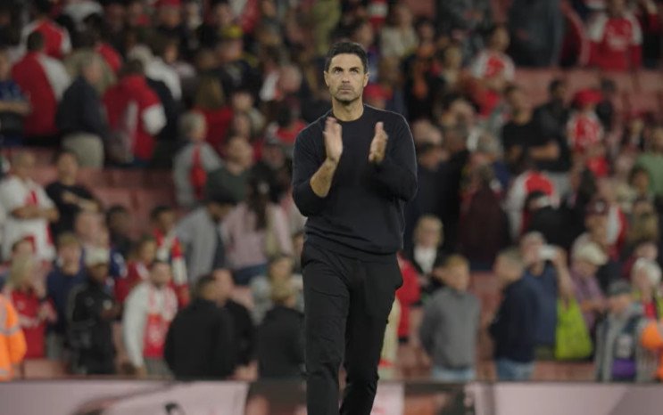 Arsenal bersiap meresmikan Habeeb Ogunneye dan Igor Tyjon, sementara negosiasi James Scanlon dengan Manchester United masih berlangsung.