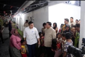Kisah Syahrur Rosi yang kini menempati Hunian Senen setelah meninggalkan bantaran rel Pasar Gaplok menjadi gambaran perubahan kehidupan warga menuju hunian yang lebih layak.