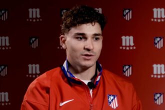 Julián Álvarez menghadapi ketidakpastian masa depan di Atlético Madrid setelah klub menutup peluang transfernya ke Barcelona.