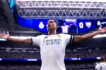Real Madrid merayakan kemenangan telak 4-0 atas Malaga pada pekan ketiga La Liga di Santiago Bernabeu.