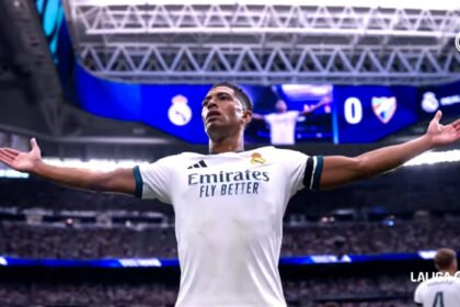 Real Madrid merayakan kemenangan telak 4-0 atas Malaga pada pekan ketiga La Liga di Santiago Bernabeu.