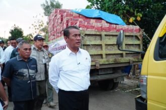 Pemerintah memastikan stok beras NTT sekitar 39.000 ton cukup untuk memenuhi kebutuhan warga terdampak bencana selama masa pemulihan.