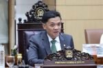 Ketua Komisi III DPR RI Habiburokhman menyampaikan pandangan terkait penguatan penegakan hukum terhadap kasus karhutla di Indonesia.