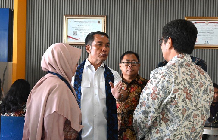 Komisi XI DPR RI menyoroti kinerja penerimaan pajak Banten dalam kunjungan kerja ke KPP Madya Tangerang.