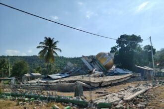 Perayaan HUT ke-81 RI di Monas tetap diiringi doa dan kepedulian warga Jakarta terhadap masyarakat NTT yang terdampak gempa.