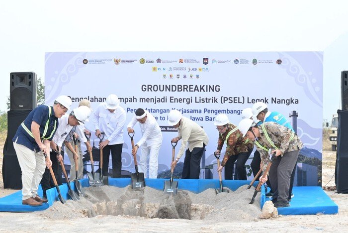 PLN mendukung pengoperasian PSEL Legok Nangka dengan menyerap listrik hasil pengolahan sampah untuk memperkuat energi bersih sekaligus mengurangi timbunan sampah di Jawa Barat.