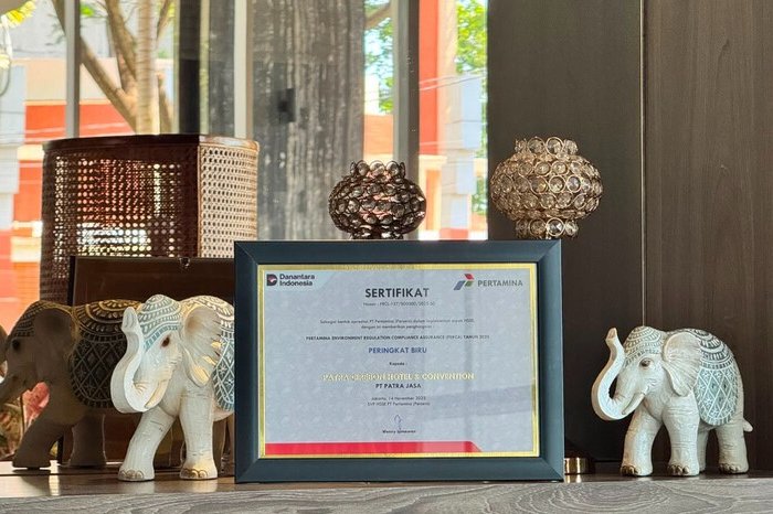 Patra Cirebon Hotel & Convention Raih PERCA 2025, Tegaskan Praktik Operasional Berkelanjutan Patra Jasa 2 Patra Cirebon Hotel & Convention Raih PERCA 2025, Tegaskan Praktik Operasional Berkelanjutan Patra Jasa