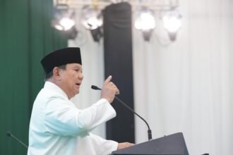 Presiden Prabowo Subianto menyampaikan komitmen pemerintah mengangkat jutaan rakyat Indonesia keluar dari kemiskinan.