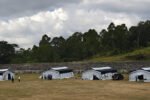 Rumah sakit lapangan di Stadion Golo Dukal, Ruteng, disiapkan untuk menjaga pelayanan kesehatan korban gempa NTT.
