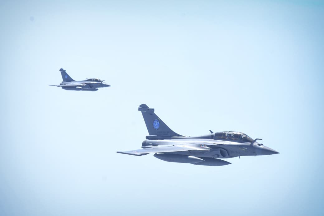 Interoperabilitas Diuji, TNI AU-FASF Jalankan Refueling 4 Rafale di Udara 3 Interoperabilitas Diuji, TNI AU-Prancis Jalankan Refueling 4 Rafale di Udara