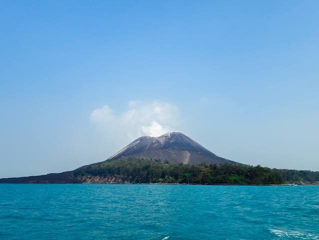 BMKG Pastikan Muka Air Laut Selat Sunda Normal Usai Erupsi Gunung Anak Krakatau