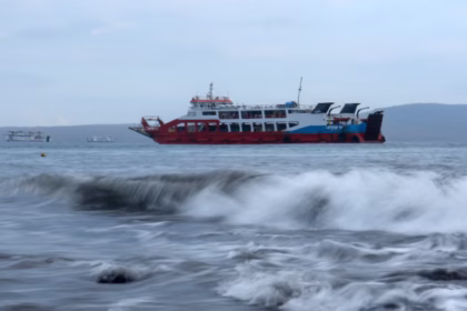 BMKG Waspadai Gelombang hingga 4 Meter di Sejumlah Perairan Indonesia