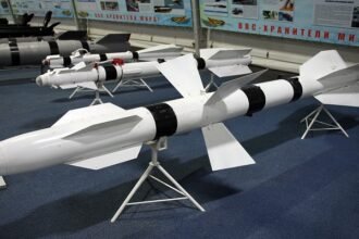 Houthi Klaim Tembak Jatuh F-15 Saudi di Marib Pakai Rudal Buatan Lokal