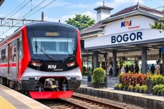 KAI Commuter Pangkas 17 Perjalanan Jakarta-Bogor, KRL INKA Jalani Perawatan Intensif
