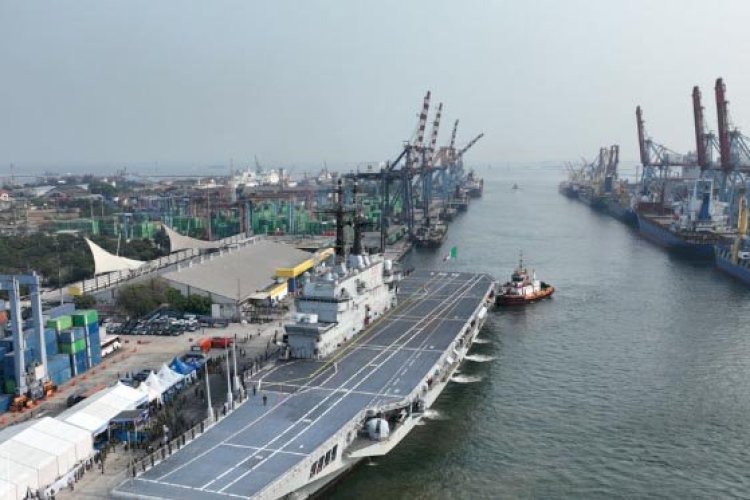 KRI Sriwijaya-100