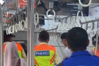 Seorang Penumpang Melahirkan dengan Selamat di KRL Rangkasbitung–Tanah Abang