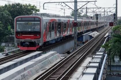 7 Rangkaian KRL Baru INKA Ditarik dari Lintasan demi Perawatan Intensif Untuk Keselamatan Penumpang