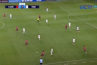 Gol Kilat Julio Cesar & Aksi Heroik Teja, Persib Bungkukkan FC Seoul di Kandangnya