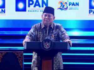 Presiden Prabowo menyampaikan kritik keras bagi sejumlah pakar dan menekankan pentingnya kejujuran intelektual dalam menyampaikan pandangan. (Foto: Ist)