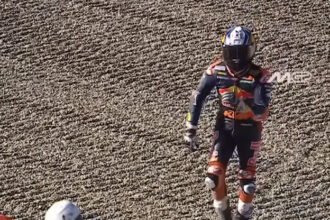 Pedro Acosta jatuh di Warm Up MotoGP Austria : "Biasanya Penampilan saya Bagus Saat Balapan Utama"