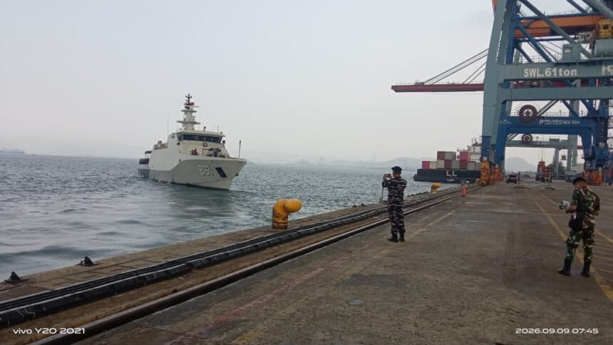 3 Kapal Perang TNI AL Diterjunkan Cari 5 Jurnalis Hilang Kontak di Gunung Anak Krakatau