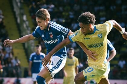 Kekalahan Perdana Como, Frosinone Hentikan Start Positif Fabregas (Foto: IG/@como1907)