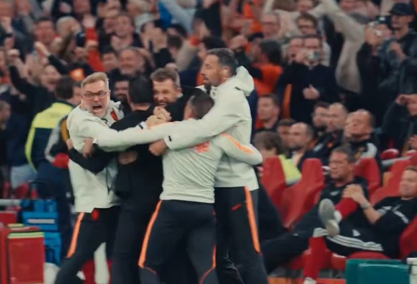 Xavi Hernandez Bawa Belanda Menang Perdana Tekuk Serbia 2-1