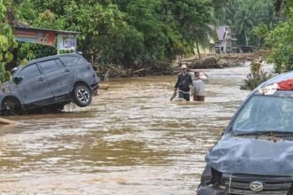 Air Setinggi Dada Terjang Tukka, Banjir Tapanuli Tengah Meluas ke 7 Kecamatan