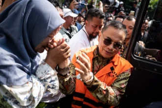 Sidang Tuntutan Eks Bupati Sudewo Ricuh, Pendukung Amuk Jaksa dan Rusak HP Jurnalis