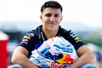 Pulih dari Cedera Pergelangan Tangan, Isack Hadjar Siap Balap Bersama Red Bull di GP Azerbaijan