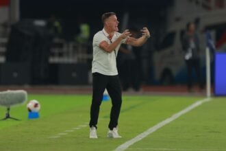 Pesan Menyengat John Herdman Jelang Derbi Melayu: Kontrol Emosi, Tunjukkan Siapa Penguasa GBK!