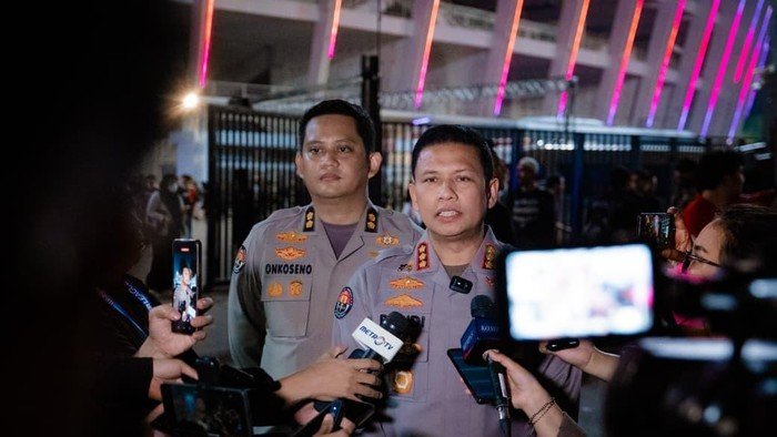 Polda Metro Jaya Sanjung Jakmania dan Bobotoh: Pertandingan Sukses, Jakarta Aman dan Kondusif