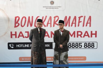 Kemenhaj Resmikan Hotline Pengaduan 0811-8885-888 Untuk Bongkar Mafia Haji dan Umrah