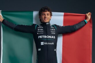 Pimpin Klasemen F1 di Usia 20 Tahun, Kimi Antonelli Tanggapi Santai Rumor Kepindahan ke Ferrari