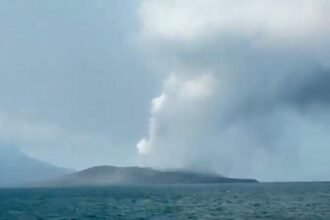 Status Gunung Anak Krakatau Turun Jadi Waspada, Wisatawan dan Warga Dilarang Dekati Radius 2 Km