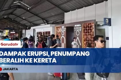 Bandara Ditutup Imbas Erupsi Krakatau, Warga Berbondong-bondong Beralih ke Kereta Api