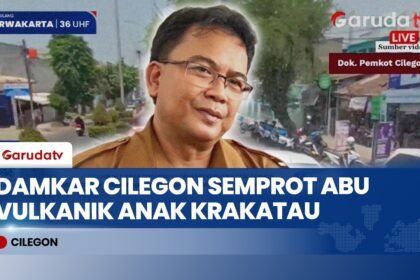 Atasi Abu Vulkanik Anak Krakatau, Pemkot Cilegon Intensifkan Penyemprotan Jalan Protokol