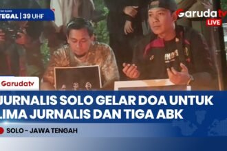 Aksi Solidaritas di Solo: Puluhan Jurnalis Nyalakan Lilin dan Doa Bersama untuk Korban Arupadhatu 1